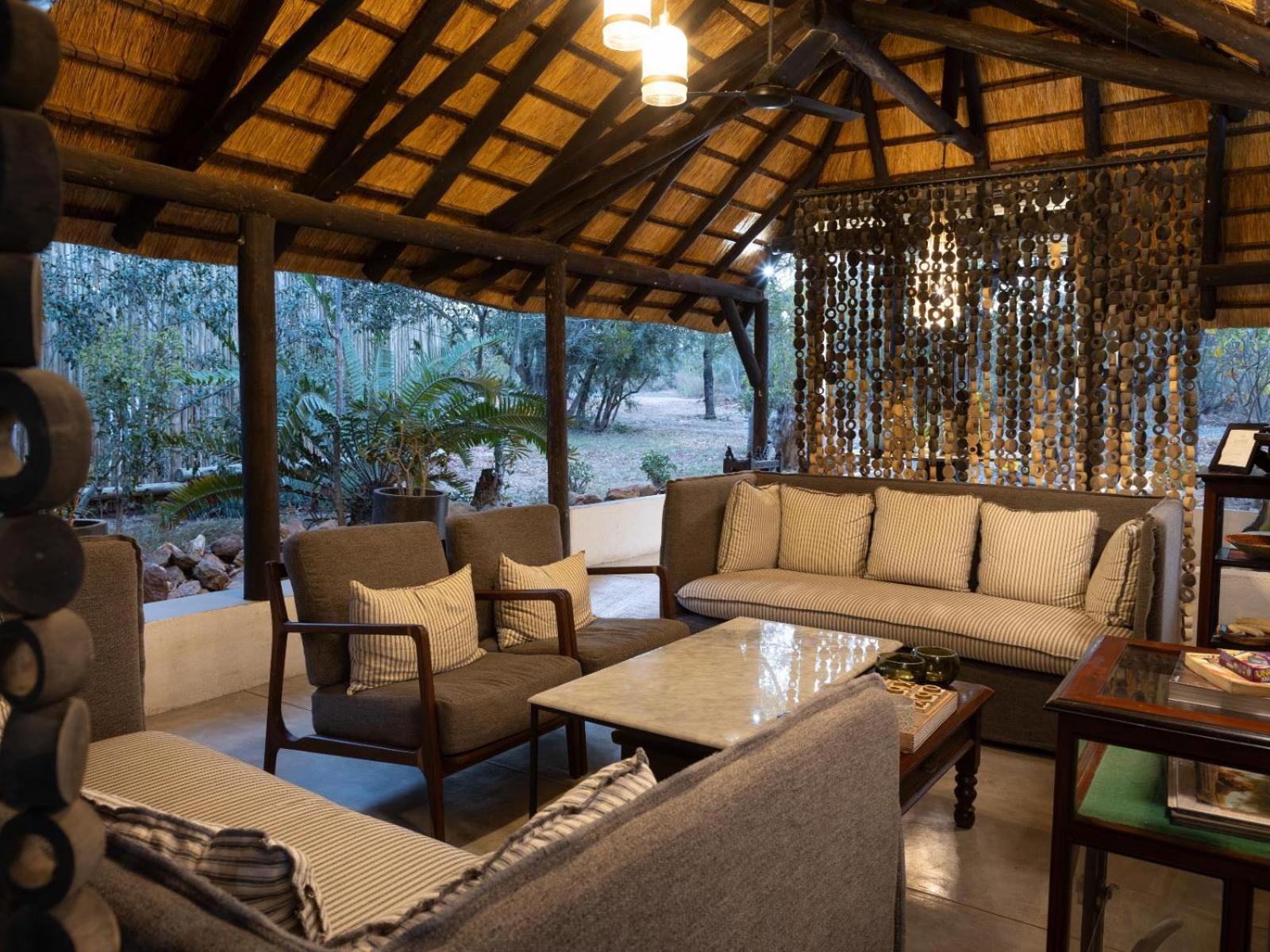 Kwambili Game Lodge 쏜부시 게임 리저브 외부 사진